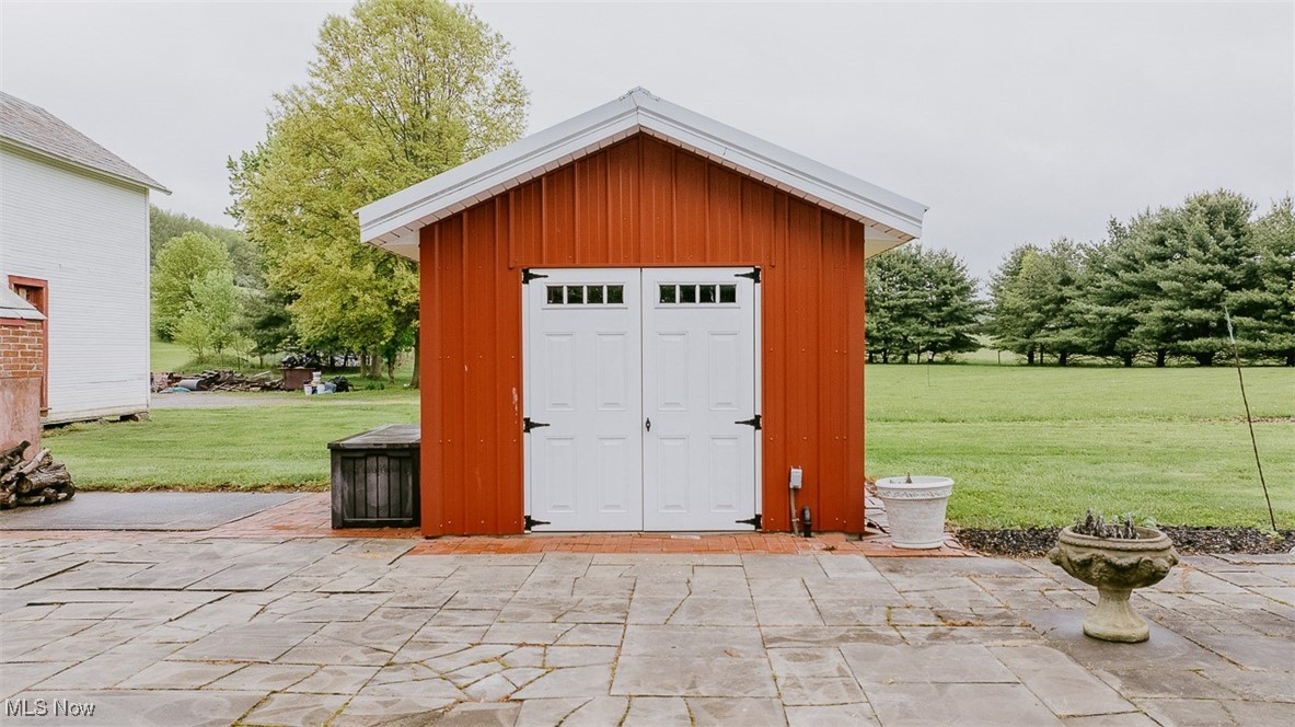 6877 Alliance Road, Malvern, Ohio image 10