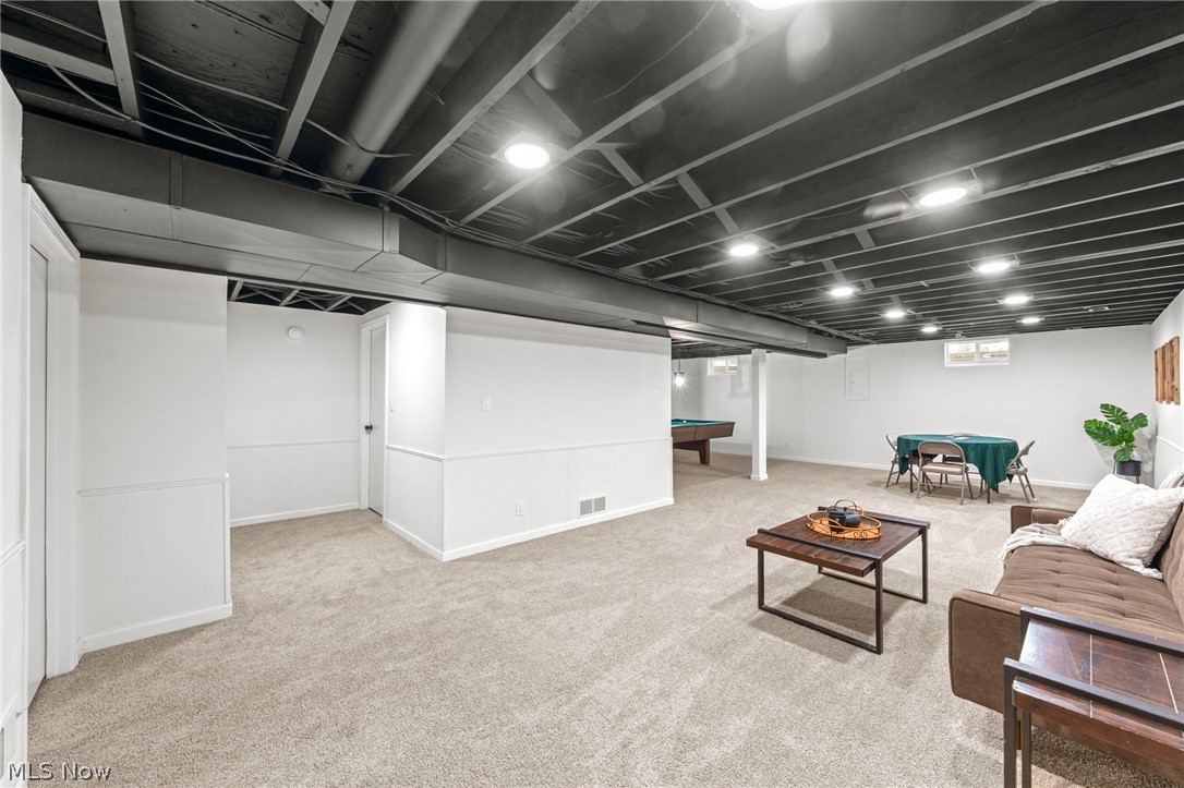 Country Squire Estates - Residential