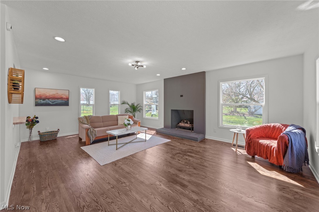 Country Squire Estates - Residential