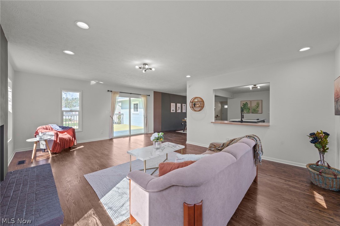 Country Squire Estates - Residential