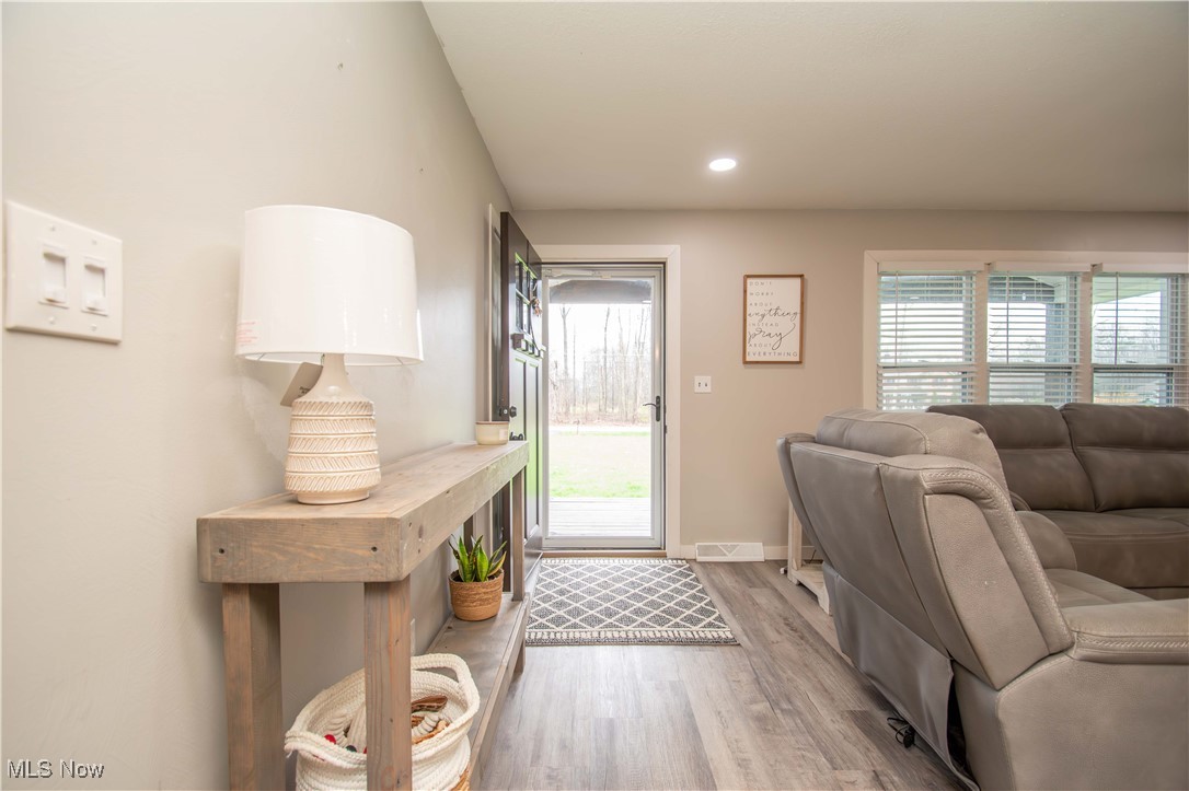 6505 New Road, Austintown, Ohio image 7