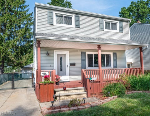 Photo for 916 Center Road