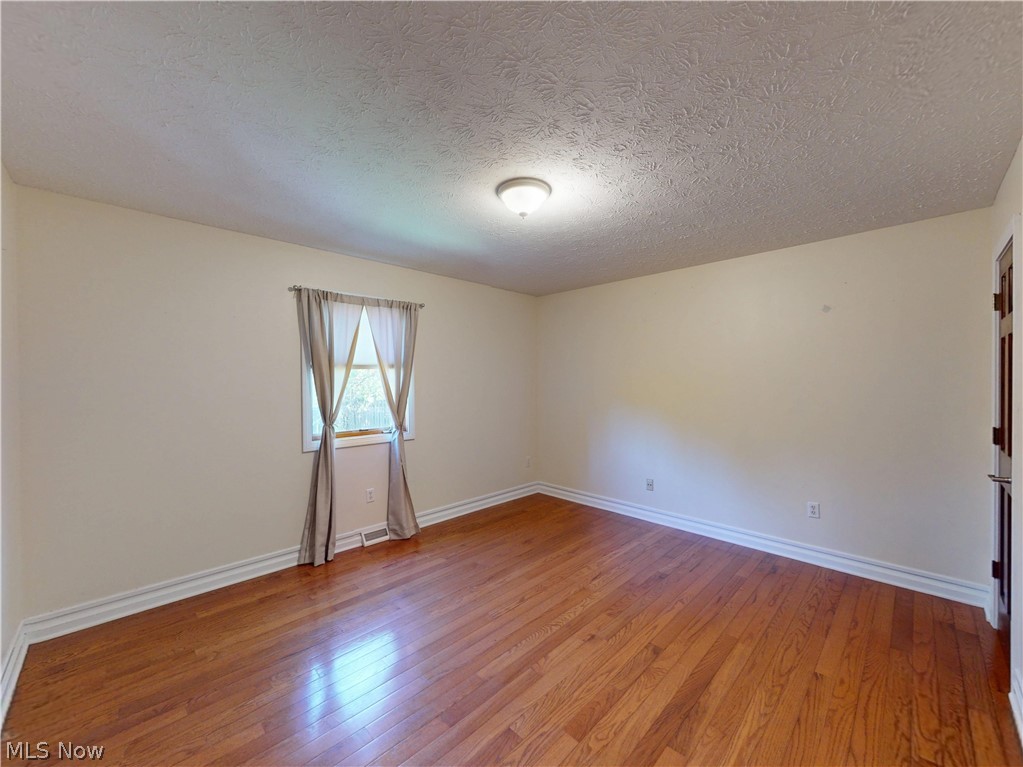 Southampton Woods - Residential