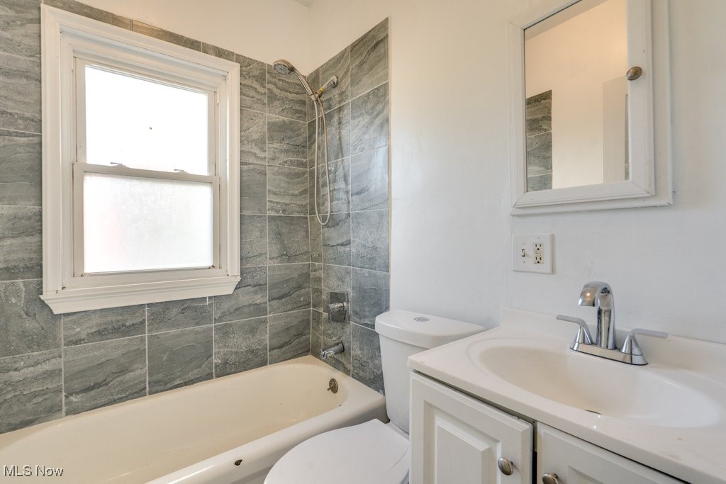 Fowler & Corletts Rersub - Residential Income