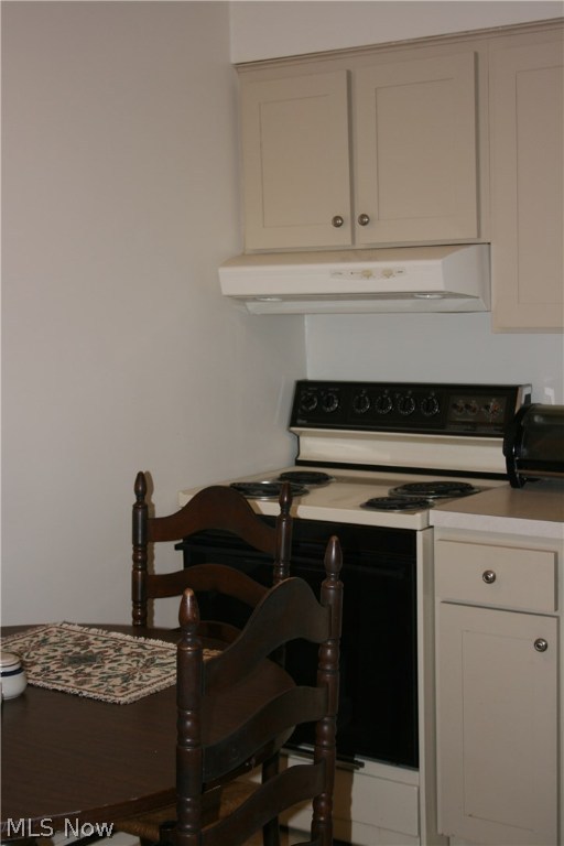 Versailles at Hudson - Residential