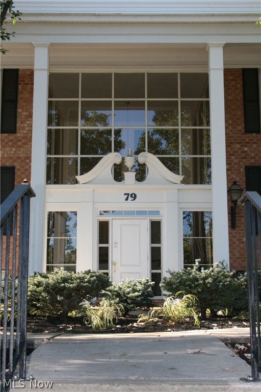 Versailles at Hudson - Residential