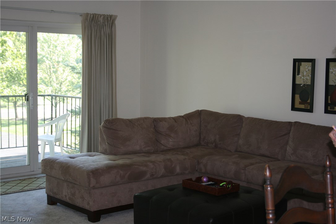 Versailles at Hudson - Residential