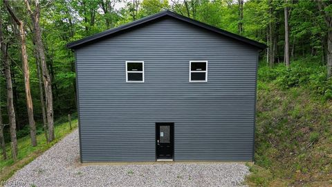 Homes For Sale - 5309 Cherry Run Rd Road<br/> Tuscarawas County, Strasburg, OH 44680