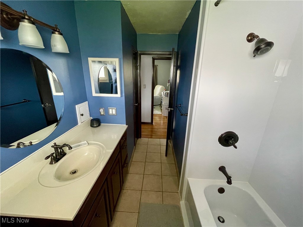 4727 Springwood Drive, Brooklyn, Ohio image 17