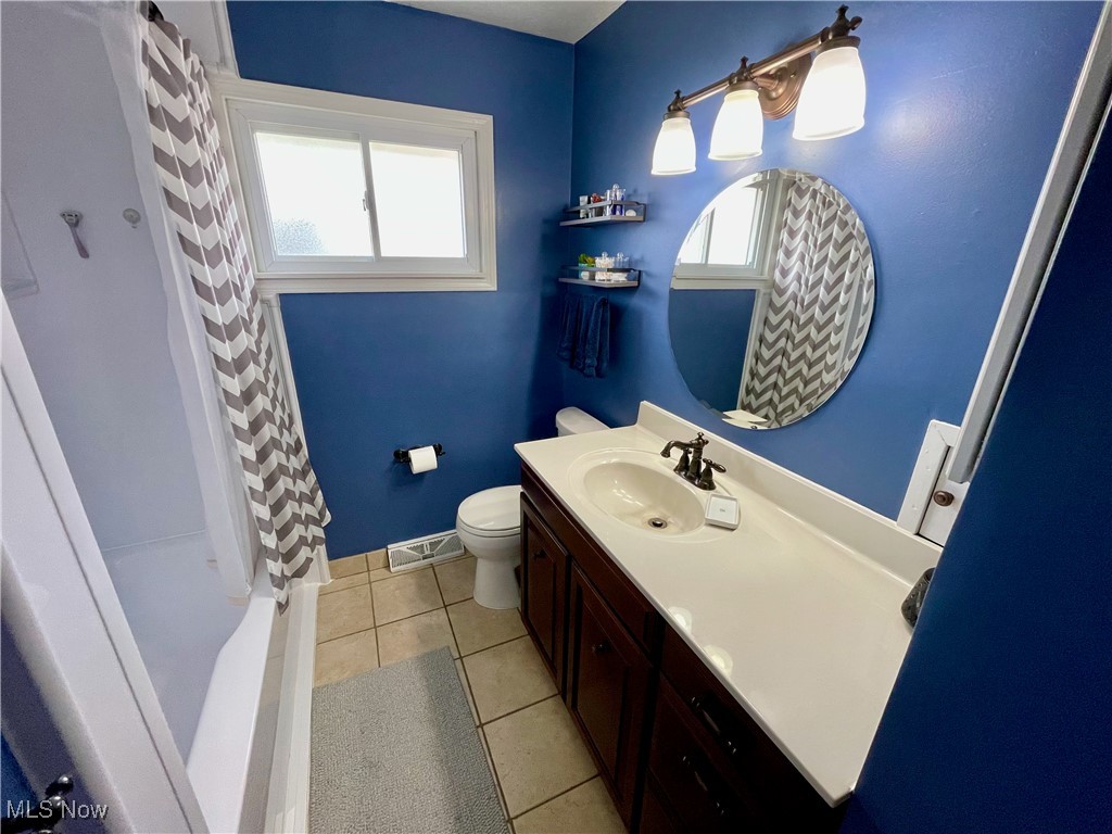 4727 Springwood Drive, Brooklyn, Ohio image 16