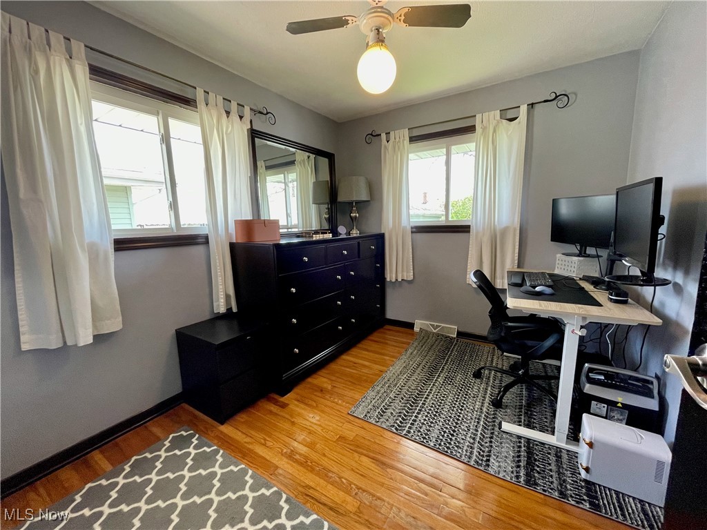 4727 Springwood Drive, Brooklyn, Ohio image 23
