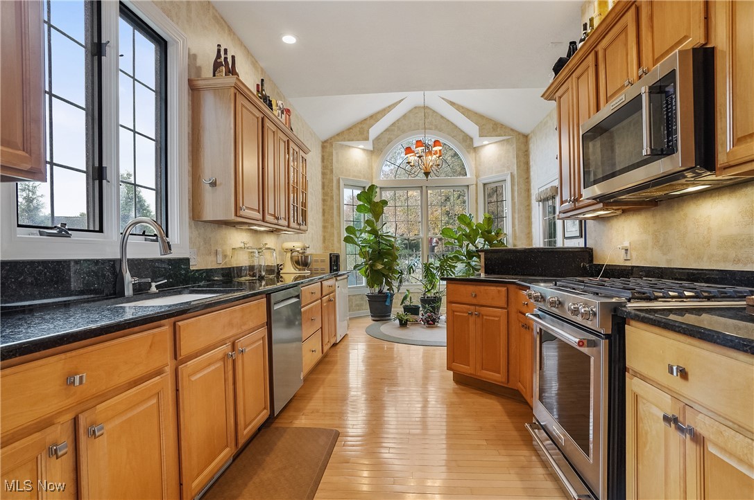 Hamlets II /  Glenmoor Condo - Residential