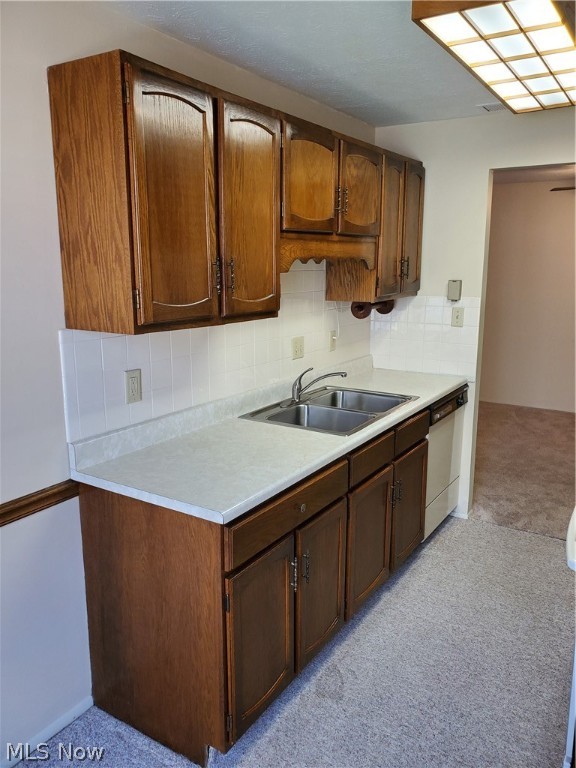 Silver Lake Towers - Residential