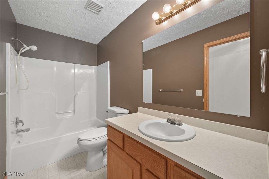 Hidden Knolls - Residential