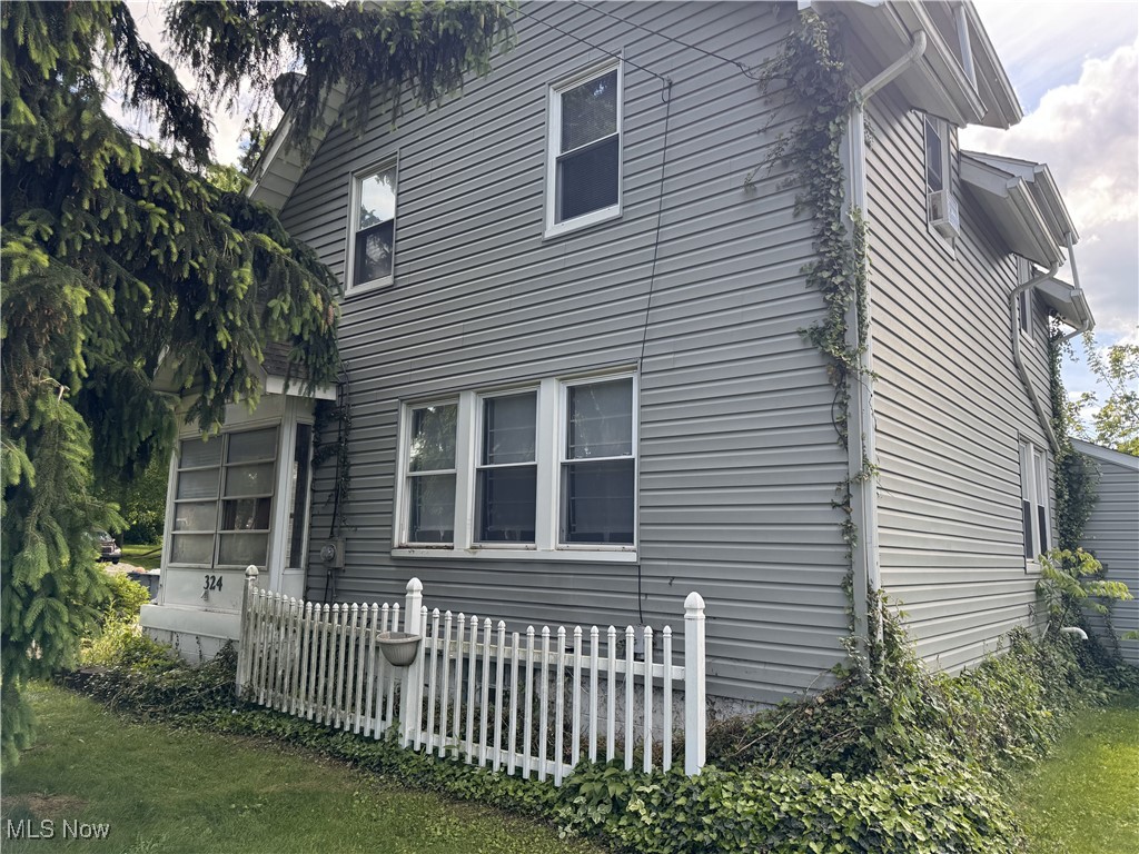 324 The Brooklands, Akron, Ohio image 3
