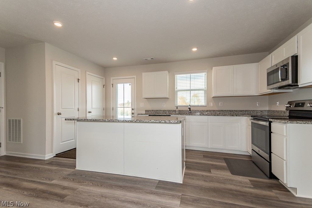 Encore Estates At Heisley Park - Residential