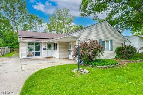 9365 Manorford Drive Parma Heights OH 44130