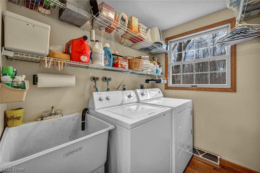 Claridon Woods - Residential