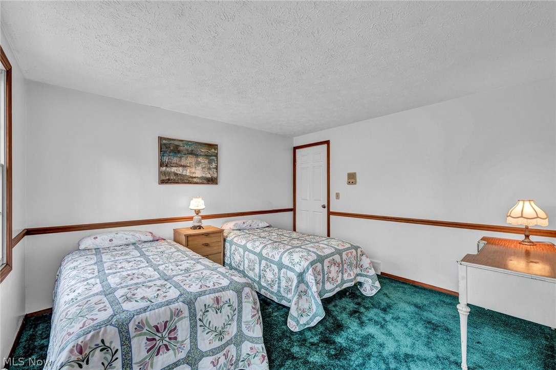 Claridon Woods - Residential