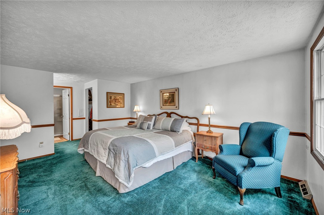 Claridon Woods - Residential