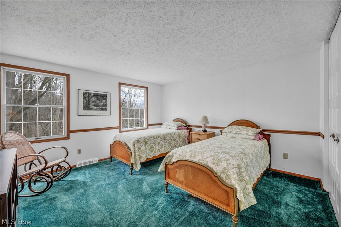 Claridon Woods - Residential