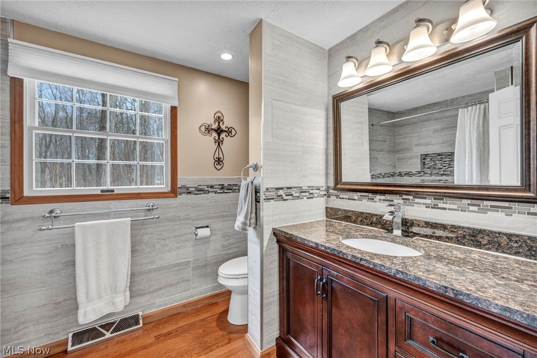 Claridon Woods - Residential