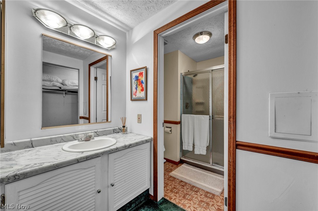 Claridon Woods - Residential