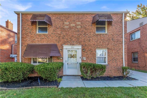 Photo of 251 E 200th Street #2/UP, Euclid, OH 44119 (MLS # 5255518)