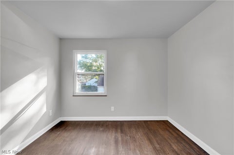 Tiny photo for 251 E 200th Street #2/UP, Euclid, OH 44119 (MLS # 5255518)