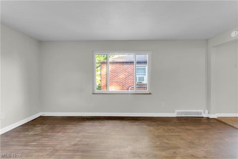 Tiny photo for 251 E 200th Street #2/UP, Euclid, OH 44119 (MLS # 5255518)