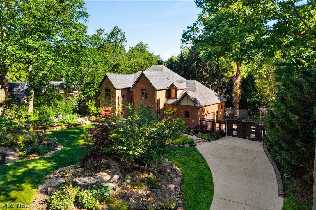 1920 Stockbridge Road