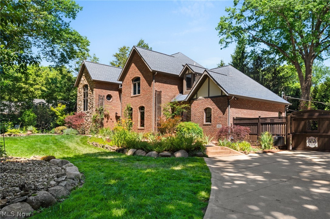 1920 Stockbridge Road