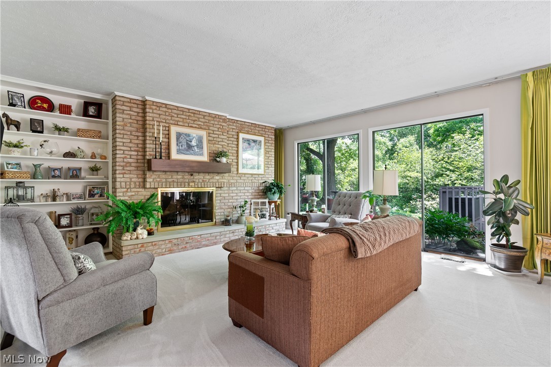 731 Creekside Drive 38