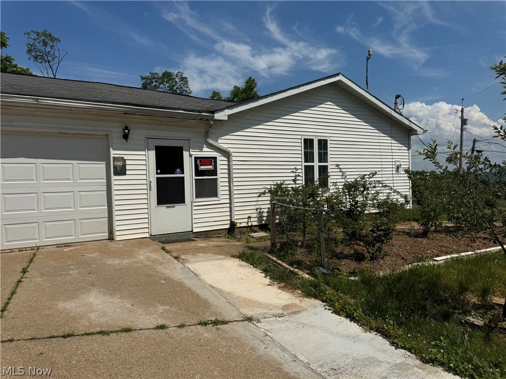 1195 Mitchells Lane