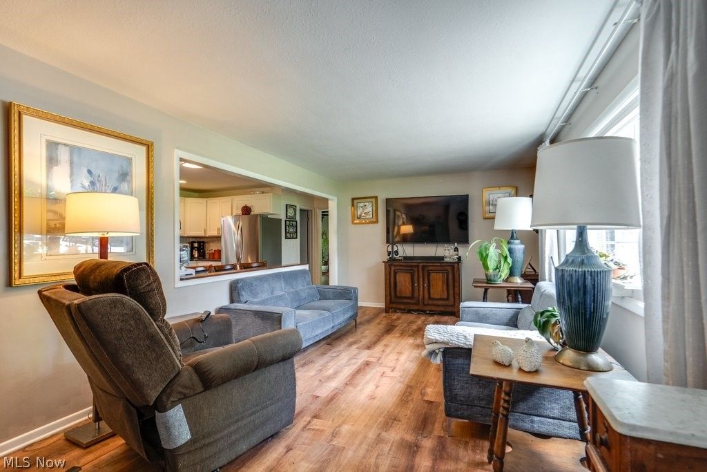 Photo of 183 Timberlane Drive, Northfield Center, OH 44067 (MLS # 5210694)
