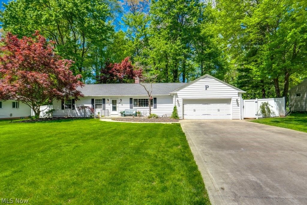 Photo of 183 Timberlane Drive, Northfield Center, OH 44067 (MLS # 5210694)