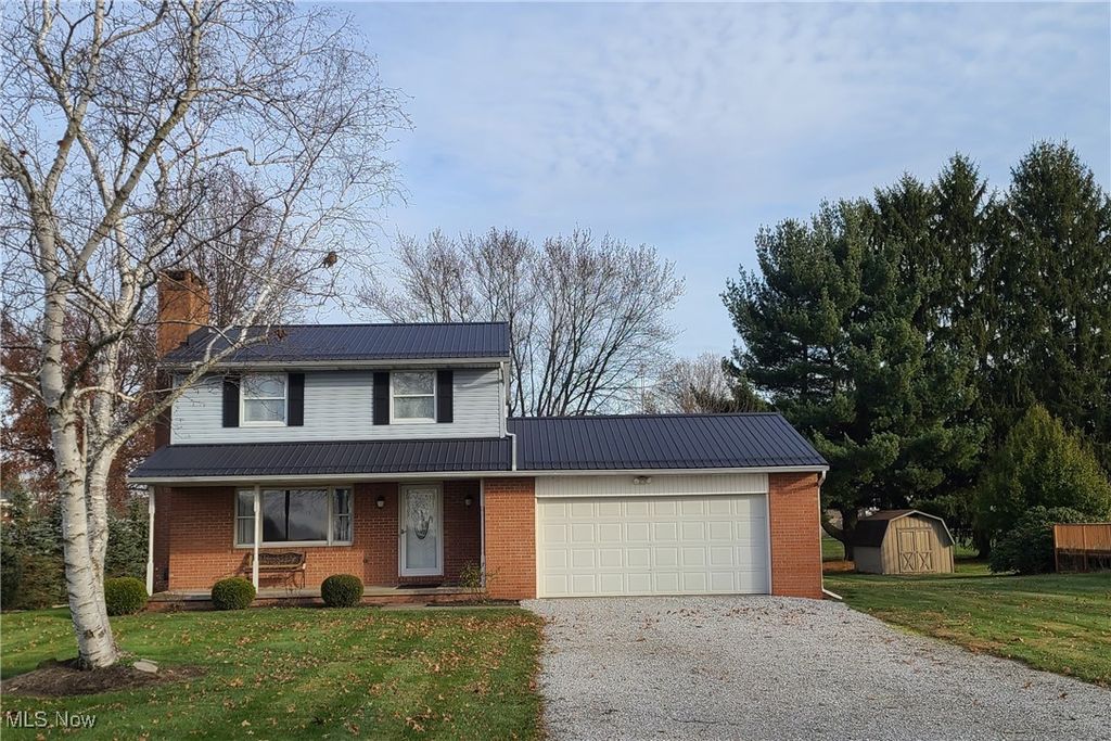 Photo of 620 Scioto Avenue NW, Brewster, OH 44613 (MLS # 5164266)