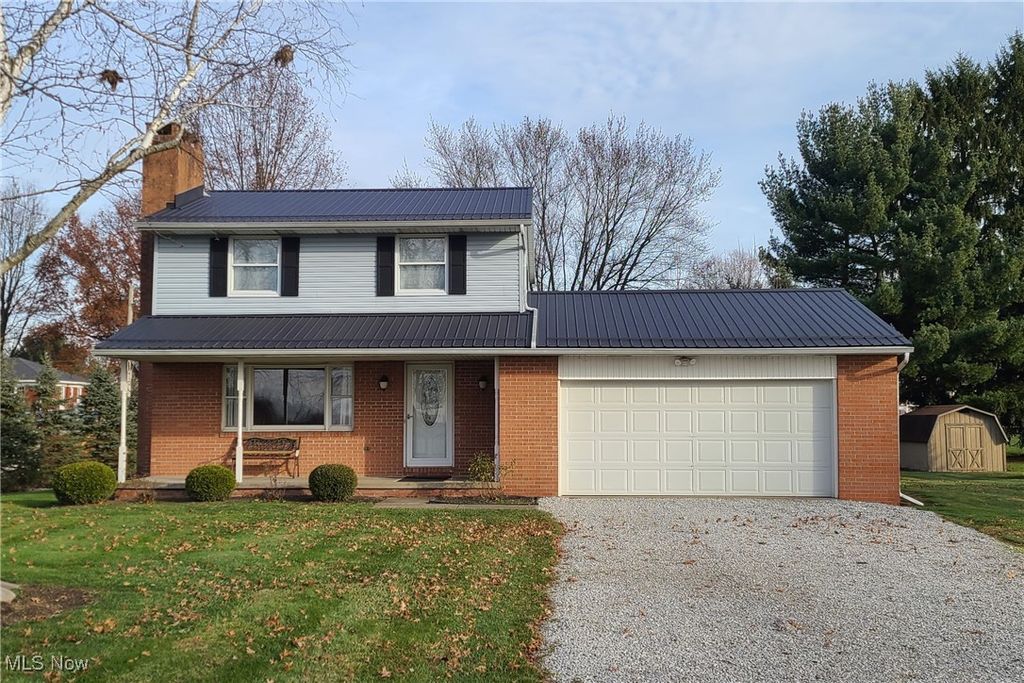 Photo of 620 Scioto Avenue NW, Brewster, OH 44613 (MLS # 5164266)