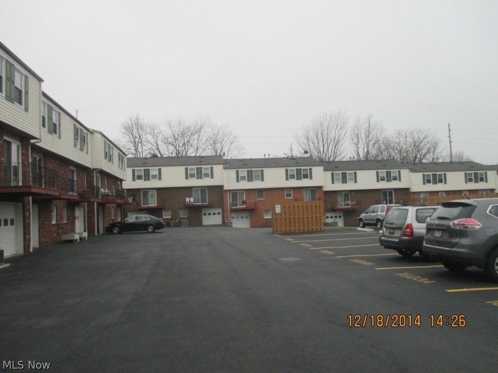 Huntington Park Condo - Residential