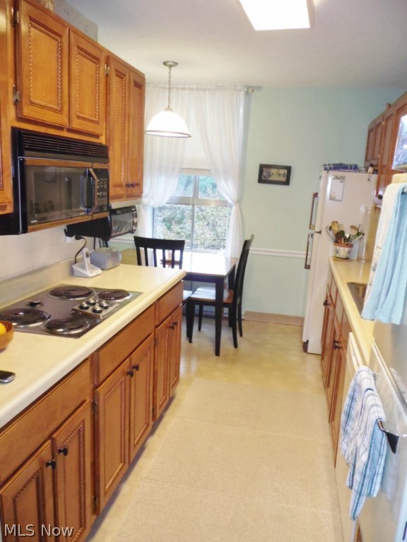 Silver Lake Towers Condo - Residential