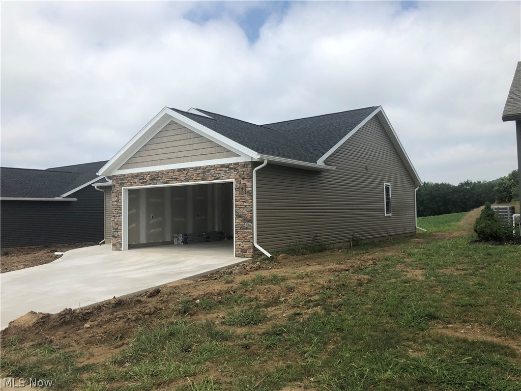 Eastport Lndg Condos Ph 2 - Residential