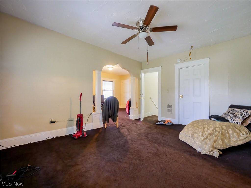 Helper Woodland Hills Park - Residential Income