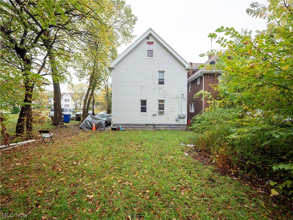 Helper Woodland Hills Park - Residential Income