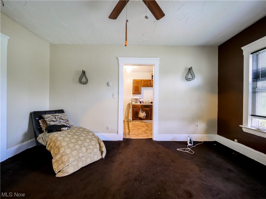 Helper Woodland Hills Park - Residential Income