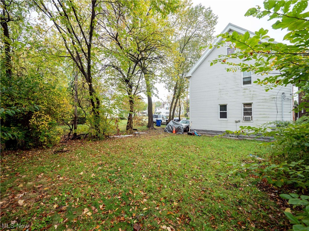 Helper Woodland Hills Park - Residential Income