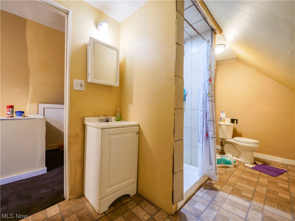 Helper Woodland Hills Park - Residential Income