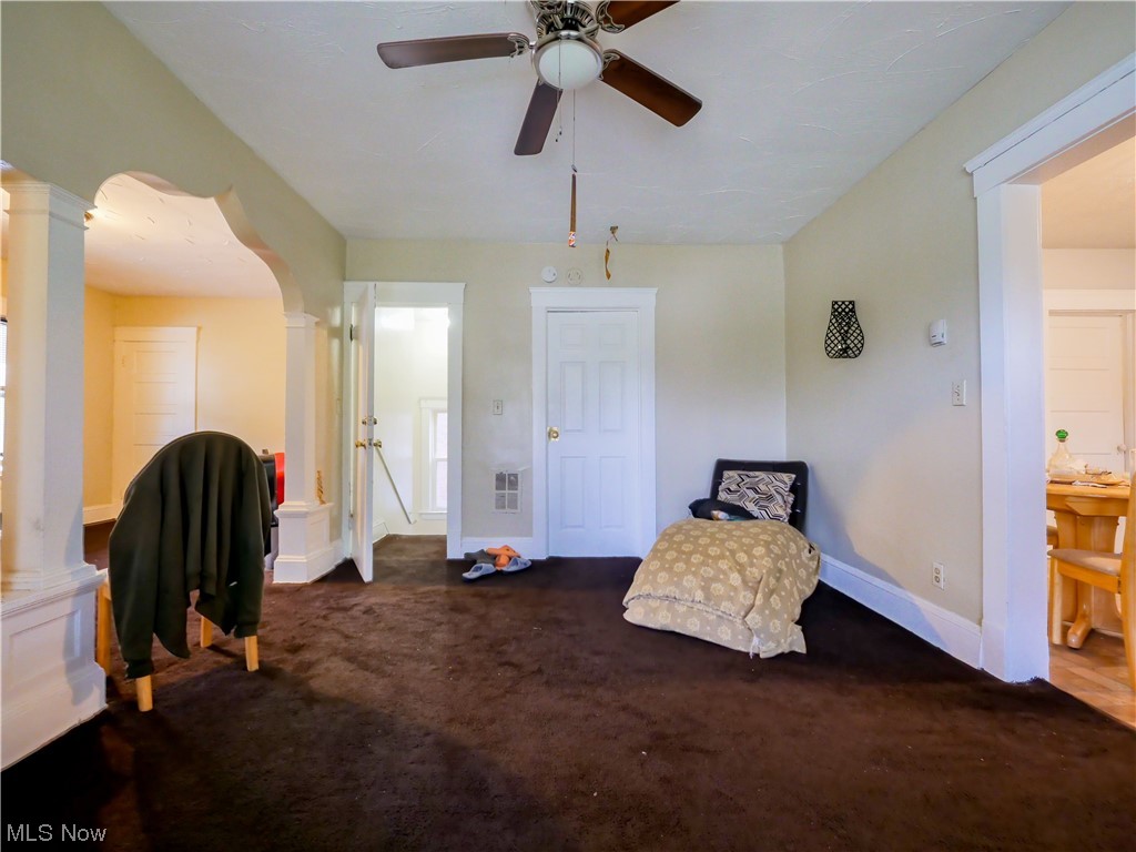 Helper Woodland Hills Park - Residential Income