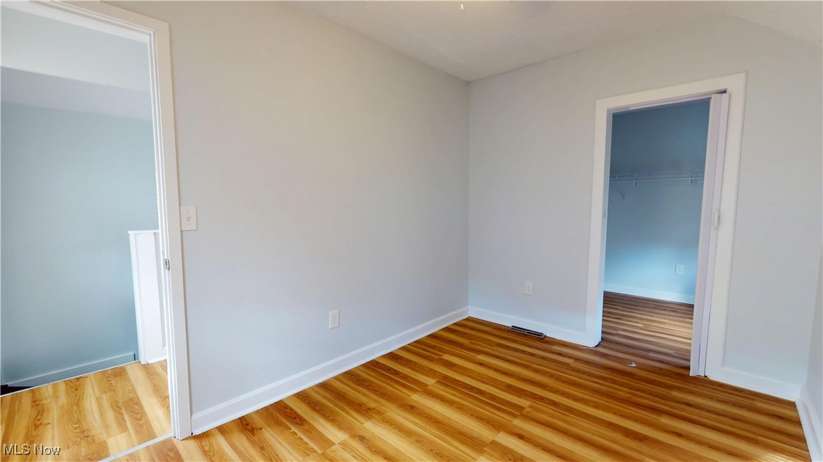 Cleveland, Ohio 44113, United States, 3 Bedrooms Bedrooms, ,1 BathroomBathrooms,Residential,Active,230355