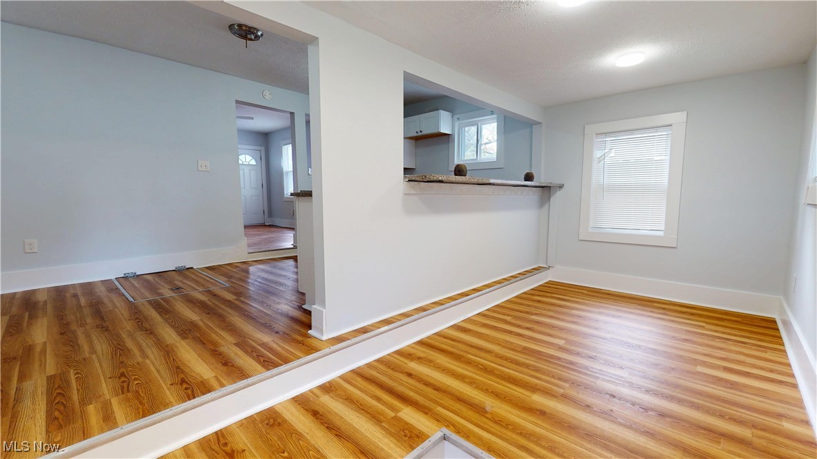 Cleveland, Ohio 44113, United States, 3 Bedrooms Bedrooms, ,1 BathroomBathrooms,Residential,Active,230355