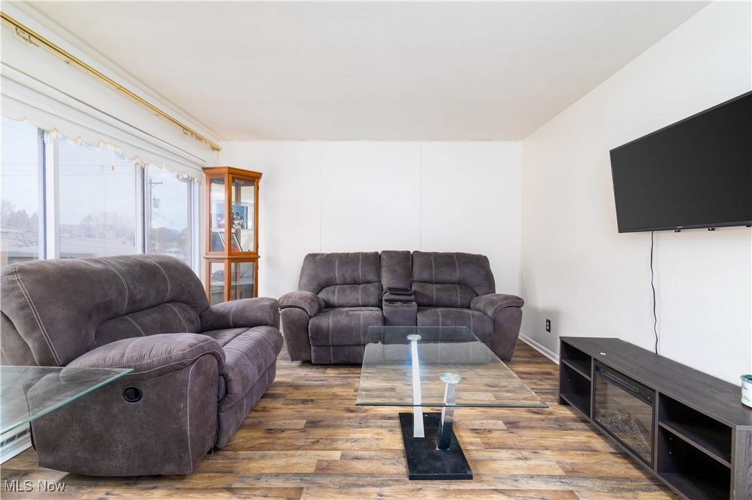 Beverly Hills Seventh Add - Residential